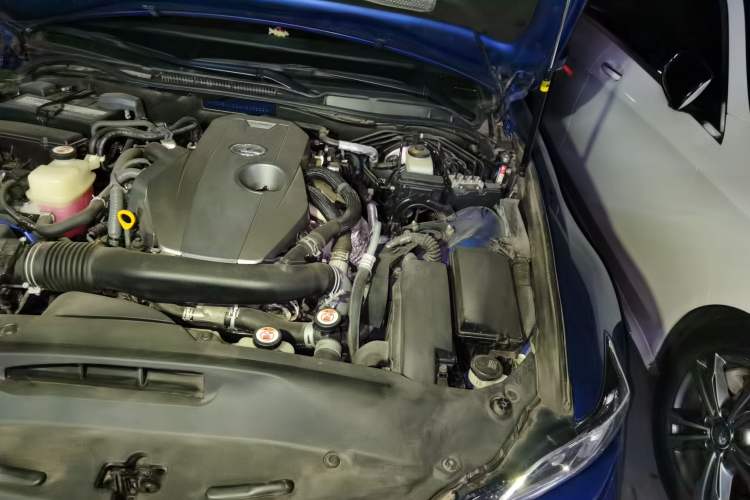 Used Lexus IS 2017 300 F SPORT Edition Engine Bay Left