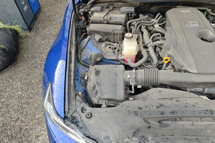 Used Lexus IS 2017 300 F SPORT Edition Engine Bay Right