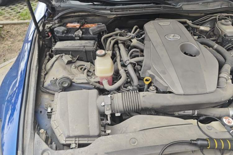 Used Lexus IS 2017 300 F SPORT Edition Engine Bay Right