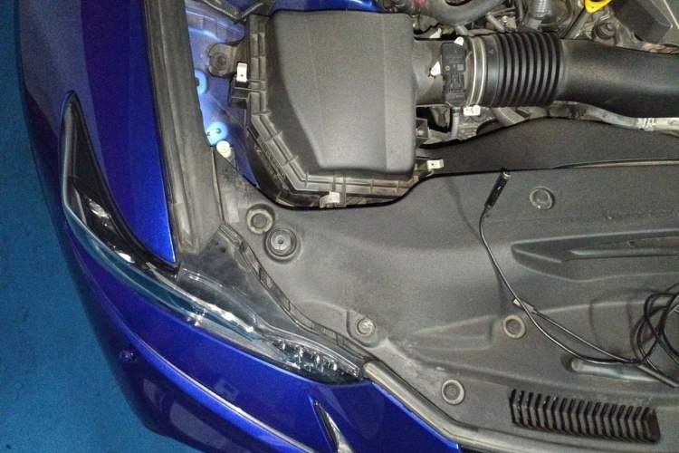 Used Lexus IS 2017 300 F SPORT Edition Engine Bay Right