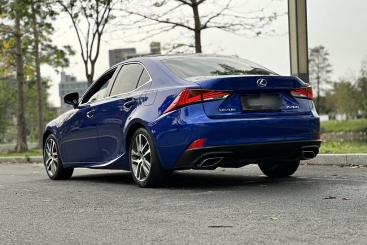 Used Lexus IS 2017 300 F SPORT Edition Exterior 1