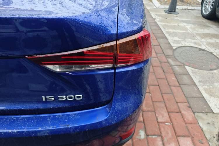 Used Lexus IS 2017 300 F SPORT Edition Exterior 1
