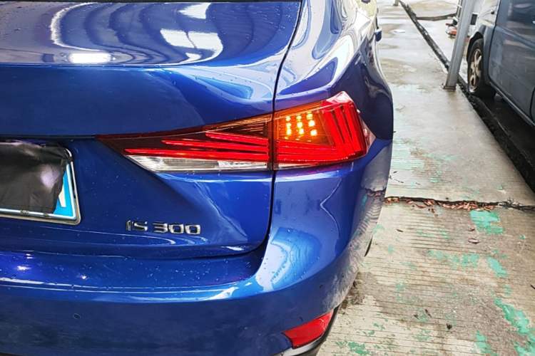 Used Lexus IS 2017 300 F SPORT Edition Exterior 3
