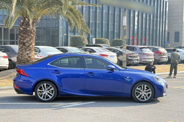 Used Lexus IS 2017 300 F SPORT Edition Exterior 7