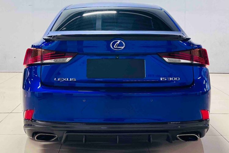 Used Lexus IS 2017 300 F SPORT Edition Exterior 8