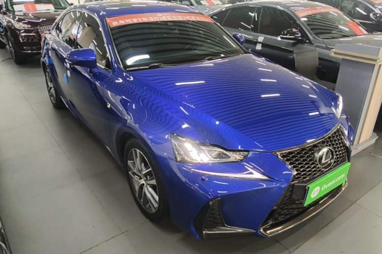 Used Lexus IS 2017 300 F SPORT Edition Front Right 45 Deg