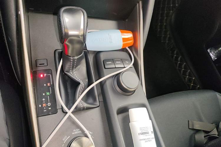 Used Lexus IS 2017 300 F SPORT Edition Gear Lever