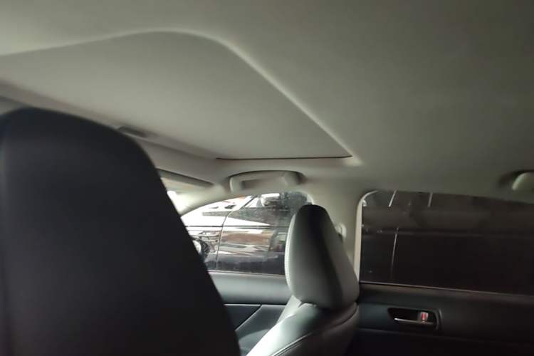 Used Lexus IS 2017 300 Leading Edition Headliner