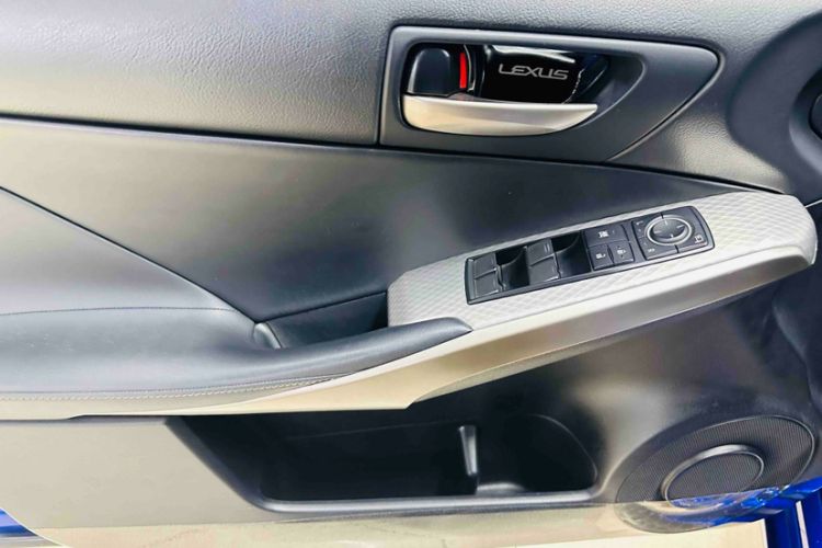 Used Lexus IS 2017 300 F SPORT Edition Interior 10