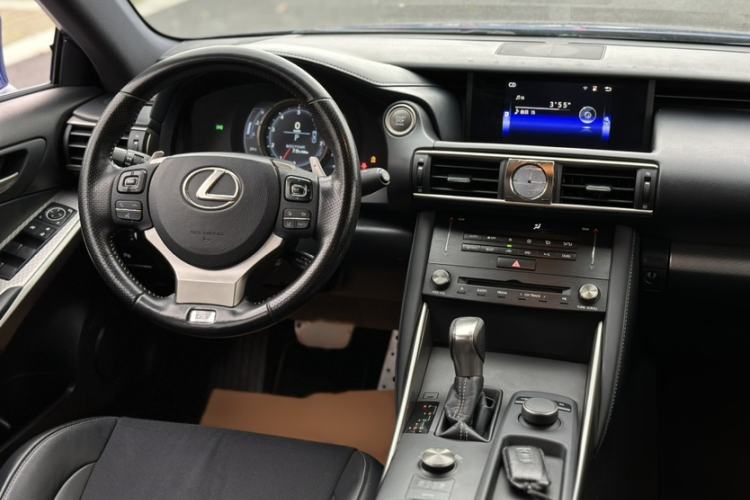 Used Lexus IS 2017 300 F SPORT Edition Interior 3