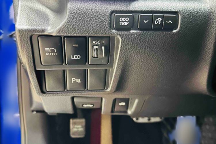 Used Lexus IS 2017 300 F SPORT Edition Interior 8