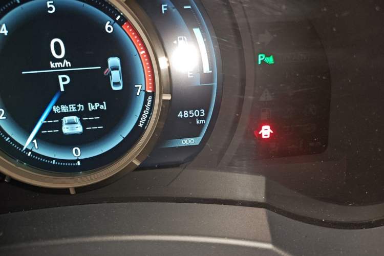 Used Lexus IS 2017 300 F SPORT Edition Odometer Close Up