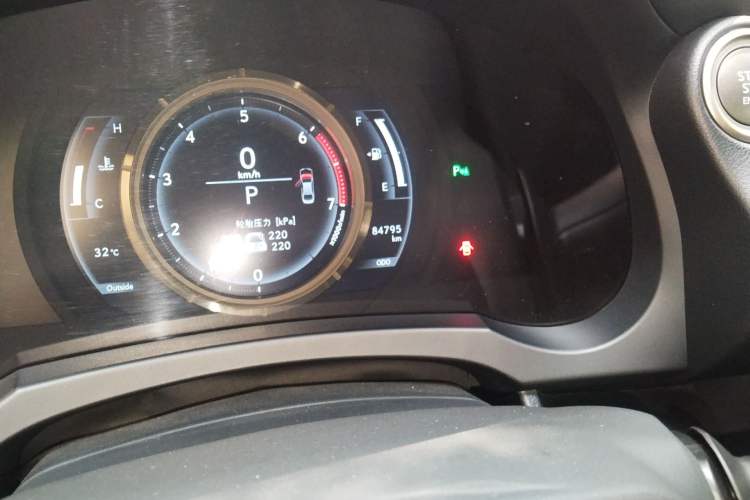 Used Lexus IS 2017 300 F SPORT Edition Odometer Close Up