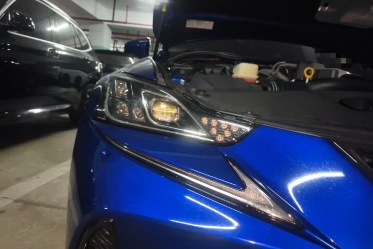 Used Lexus IS 2017 300 F SPORT Edition Right Front Headlight