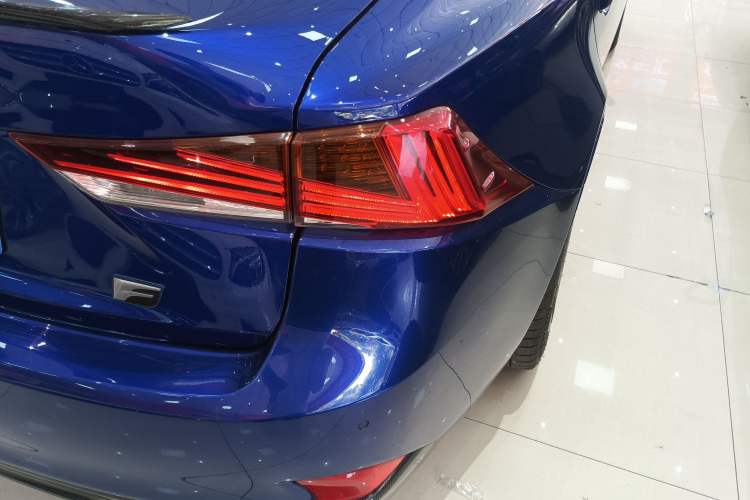 Used Lexus IS 2017 300 F SPORT Edition Right Rear Taillight