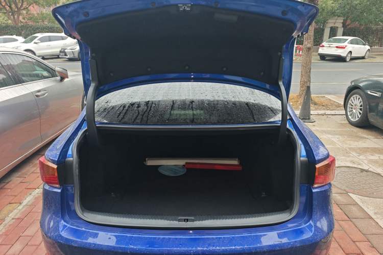 Used Lexus IS 2017 300 F SPORT Edition Trunk