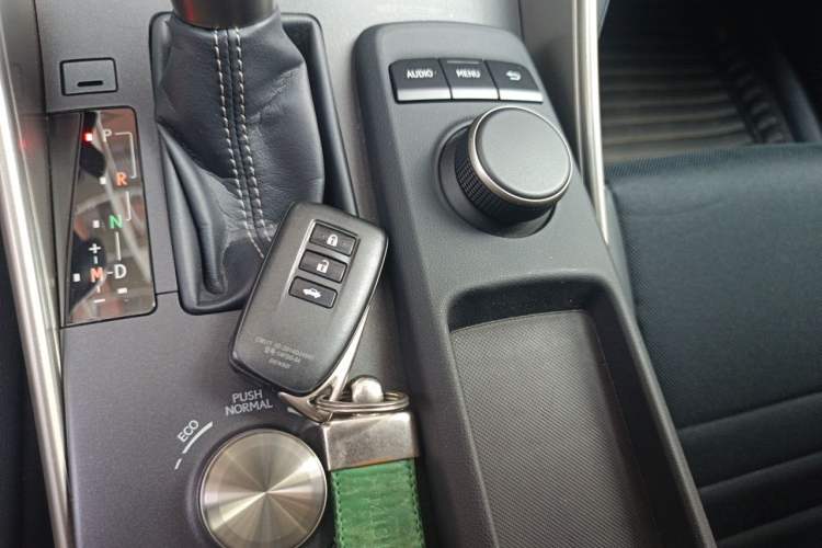 Used Lexus IS 2017 300 F SPORT Edition Vehicle Key