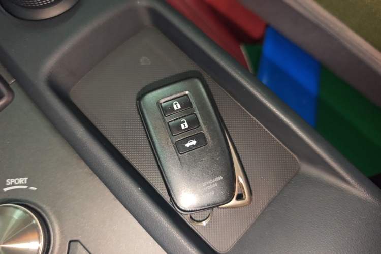 Used Lexus IS 2017 300 F SPORT Edition Vehicle Key