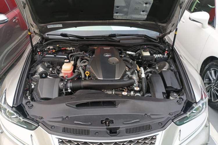 Used Lexus IS 2017 300 FENGSHANG Edition Engine Bay