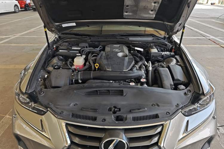 Used Lexus IS 2017 300 Leading Edition Engine Bay