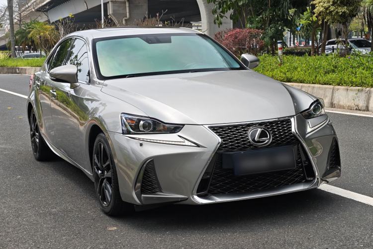 Used Lexus IS 2017 300 FENGSHANG Edition Exterior 4
