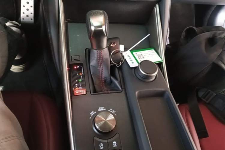 Used Lexus IS 2017 300 F SPORT Edition Gear Lever