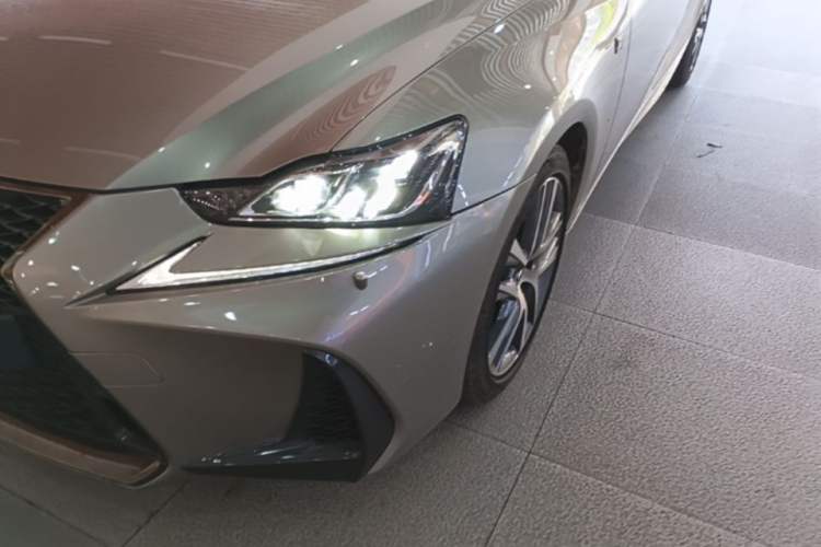 Used Lexus IS 2017 300 F SPORT Edition Left Front Headlight