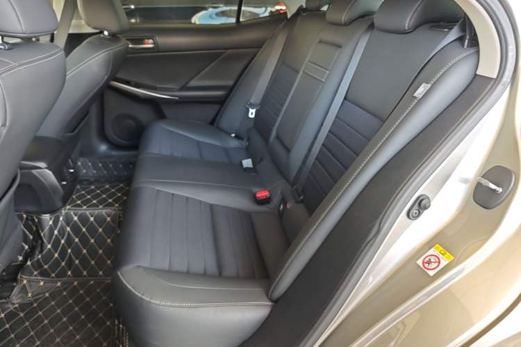 Used Lexus IS 2017 300 Leading Edition Left Rear Seat
