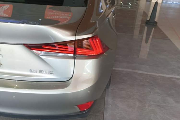 Used Lexus IS 2017 300 F SPORT Edition Right Rear Taillight