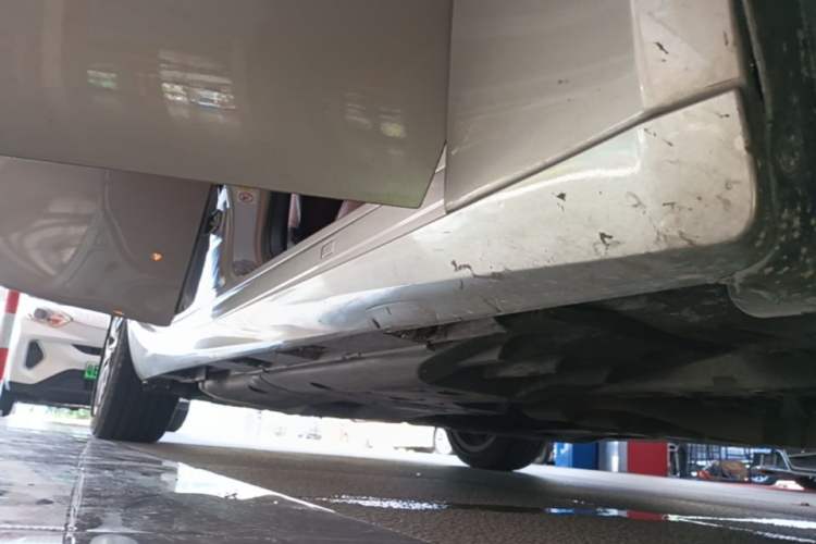 Used Lexus IS 2017 300 F SPORT Edition Right Side Sill