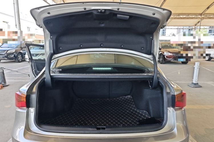 Used Lexus IS 2017 300 Leading Edition Trunk