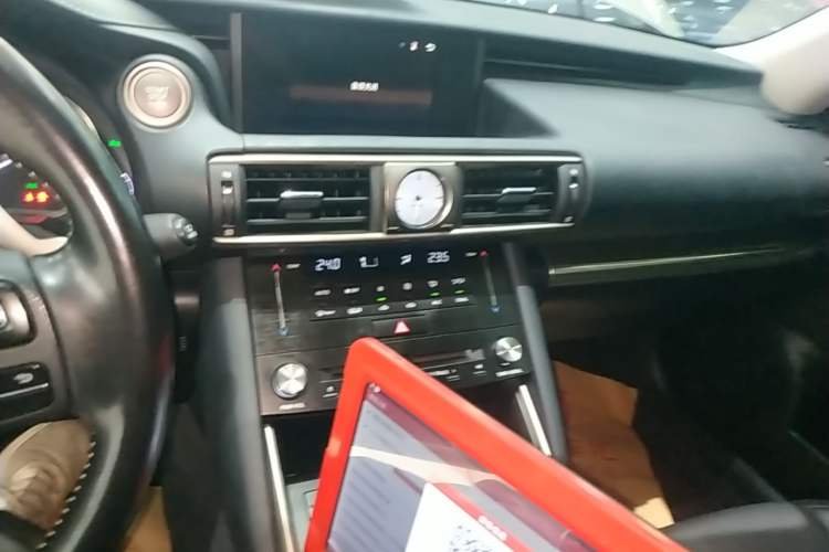 Used Lexus IS 2017 300 FENGSHANG Edition Audio And AC Panel