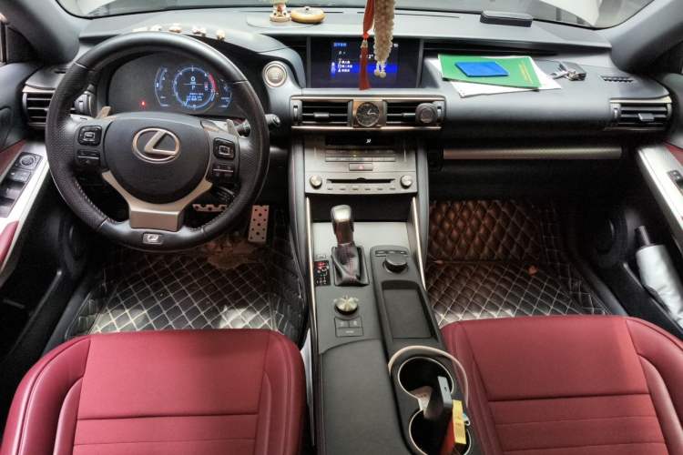 Used Lexus IS 2017 300 F SPORT Edition Center Console