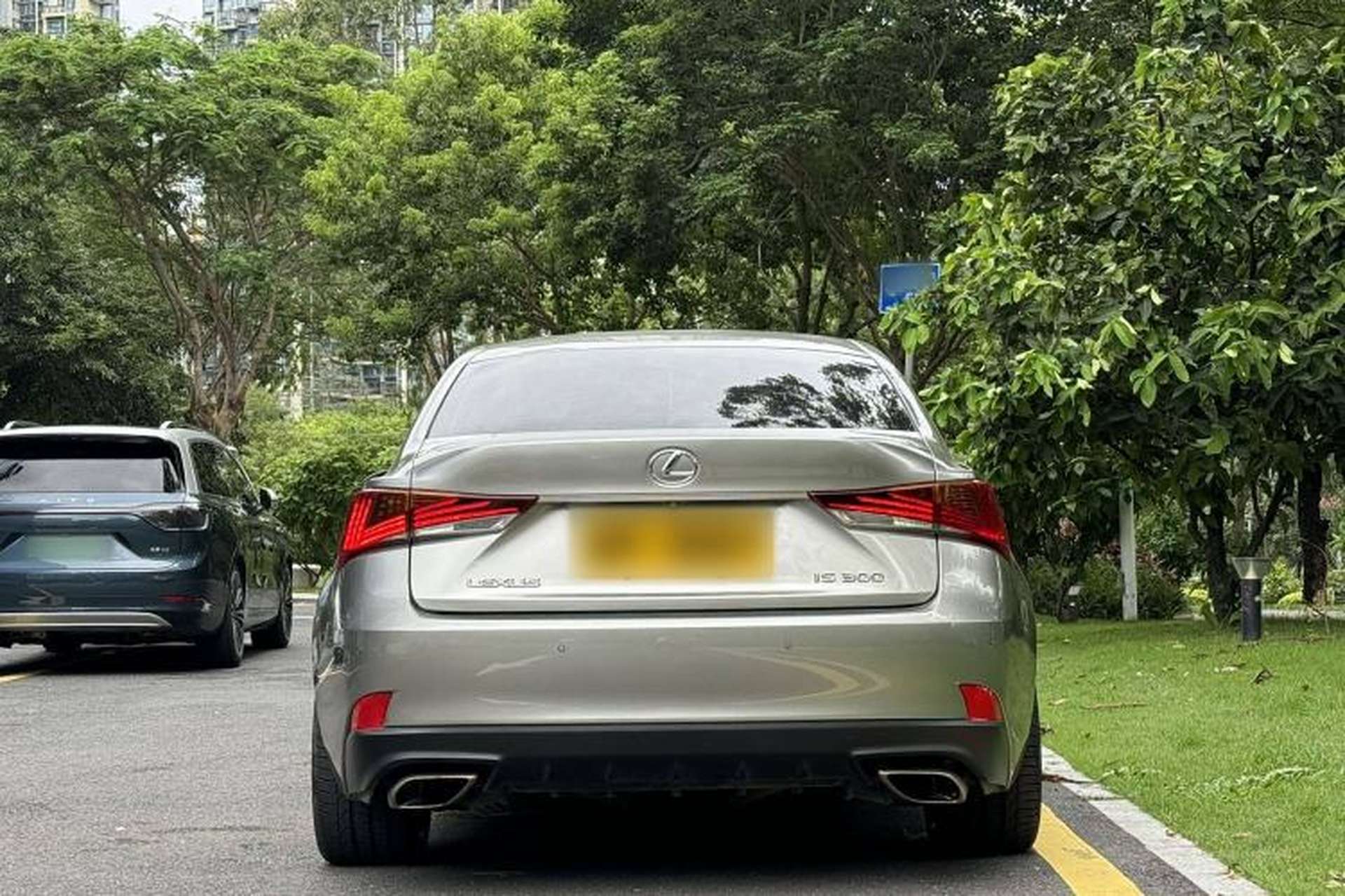 Used Lexus IS 2017 300 FENGSHANG Edition Exterior 4