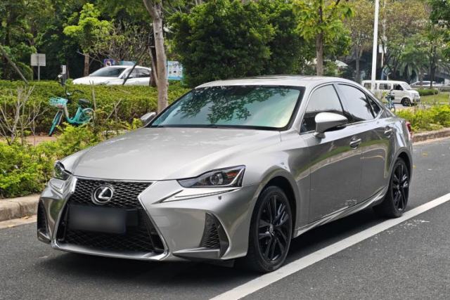 Used Lexus IS 2017 300 FENGSHANG Edition