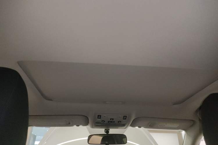 Used Lexus IS 2017 300 Leading Edition Headliner