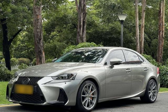 Used Lexus IS 2017 300 FENGSHANG Edition