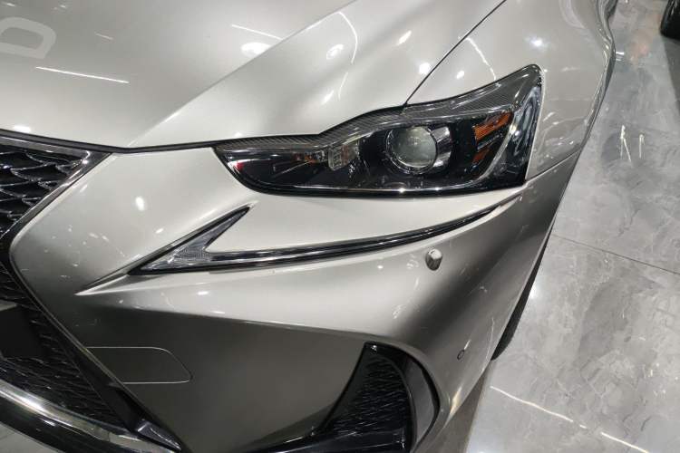 Used Lexus IS 2017 300 FENGSHANG Edition Left Front Headlight
