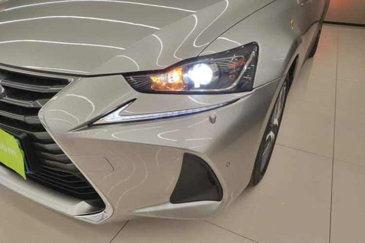 Used Lexus IS 2017 300 Leading Edition Left Front Headlight