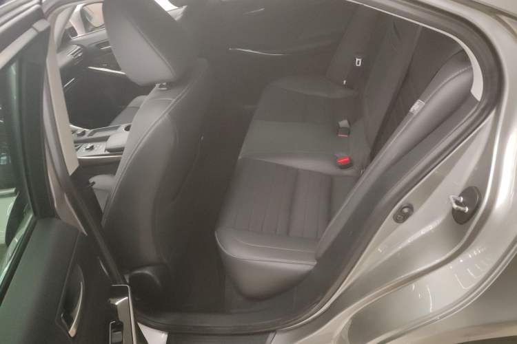 Used Lexus IS 2017 300 Leading Edition Left Rear Seat