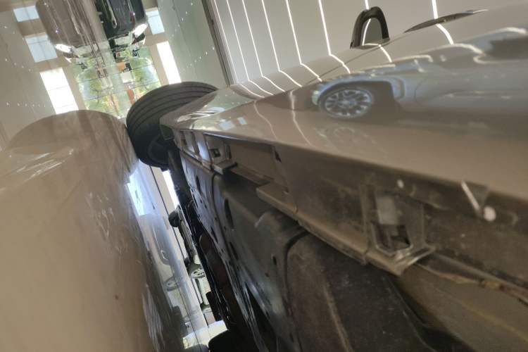Used Lexus IS 2017 300 Leading Edition Left Side Sill