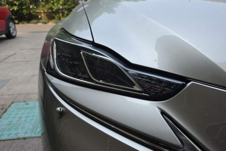 Used Lexus IS 2017 300 F SPORT Edition Right Front Headlight