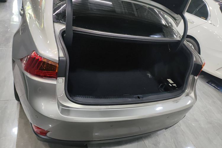 Used Lexus IS 2017 300 FENGSHANG Edition Trunk