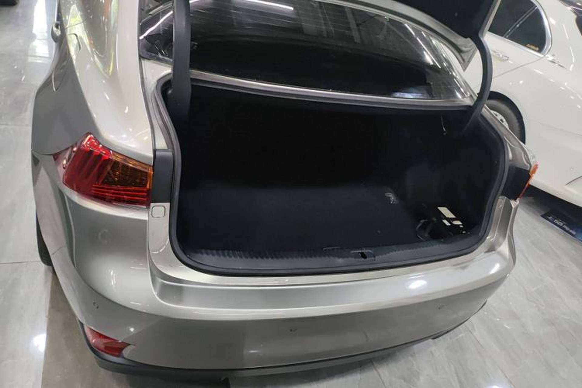 Used Lexus IS 2017 300 FENGSHANG Edition Trunk