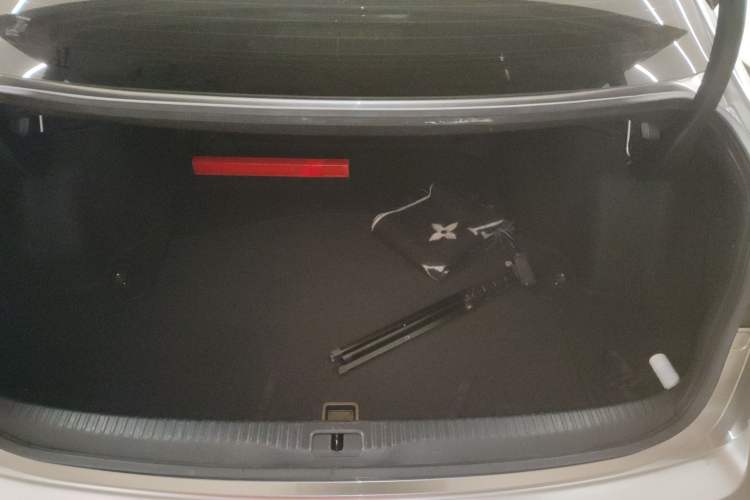 Used Lexus IS 2017 300 Leading Edition Trunk