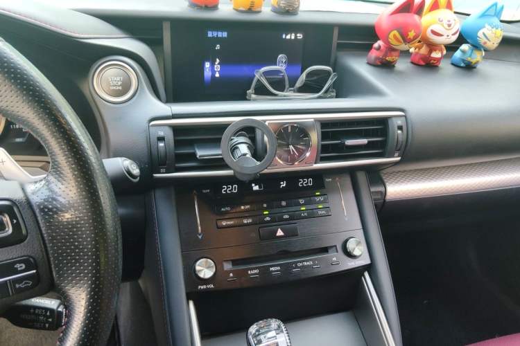 Used Lexus IS 2017 300 F SPORT Edition Audio And AC Panel