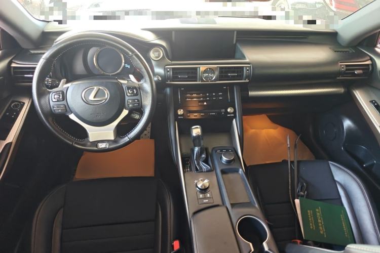 Used Lexus IS 2017 300 F SPORT Edition Center Console
