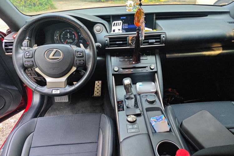 Used Lexus IS 2017 300 F SPORT Edition Center Console