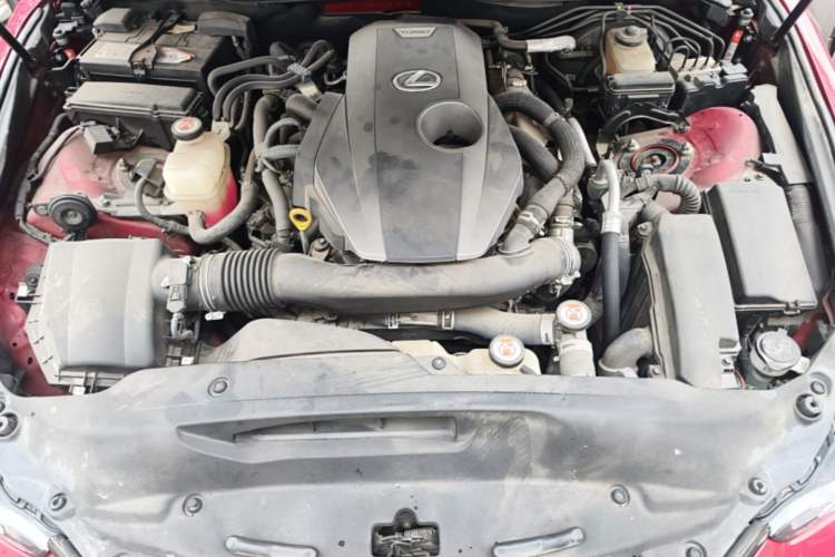 Used Lexus IS 2017 300 Leading Edition Engine Bay