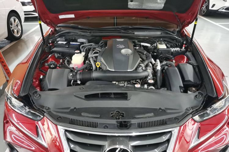 Used Lexus IS 2017 300 Leading Edition Engine Bay